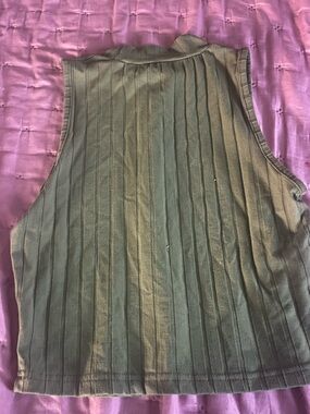 Sleeveless Ribbed Tank Top in Olive Green